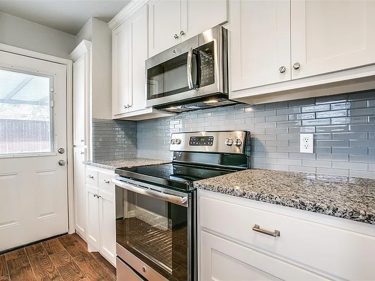 3000 Penny Ln — Photo 7