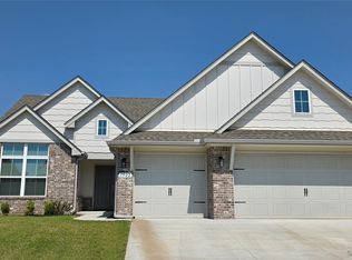 1502 E Utica Pl, Broken Arrow, OK 74011