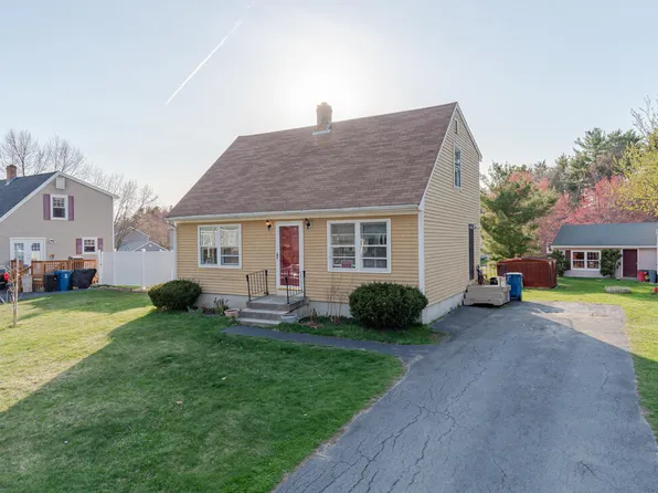 52 Epping Street, Portland, ME 04103