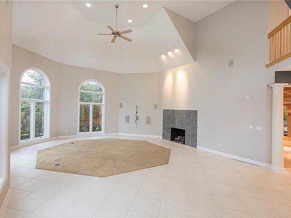 5th image of 26071 Stone Ct