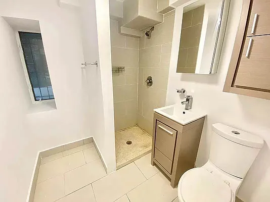 Rented by J PRESTON AND ASSOCIATES INC | media 10