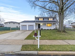 12 Rivulet Way, Hamilton, NJ 08619