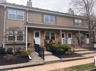 86 Franklin Ct, Flemington, NJ