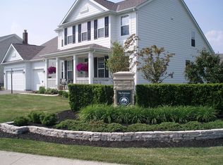 3752 Village Club Dr, Powell, OH