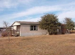 388 High View Ranch Dr, Cedar Creek, TX 78612