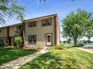 26 Washington Ct, Plainfield, IL 60544