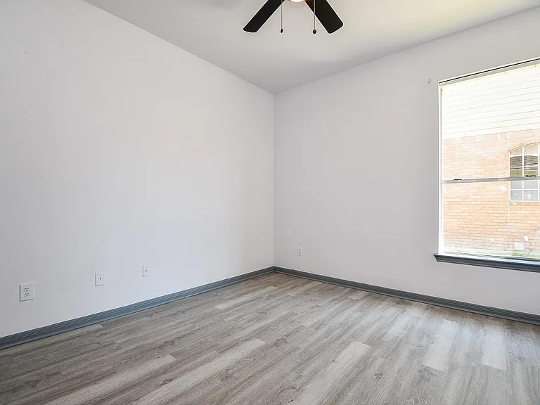 20011 Polly Creek Way — Photo 28