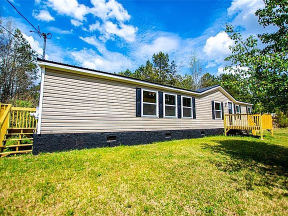 3rd image of 59 Spring Ln
