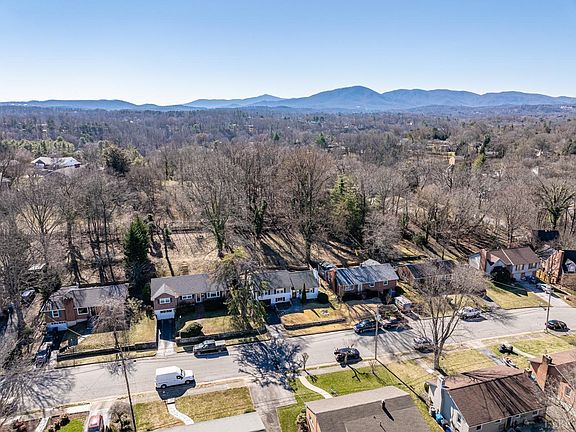 5th image of 2864 Northview Dr SW