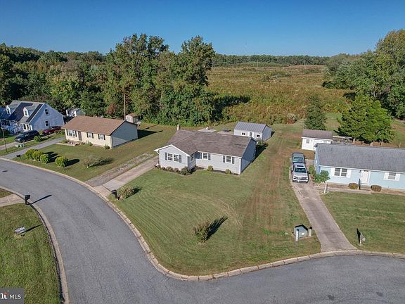 2nd image of 82 Tammie Dr