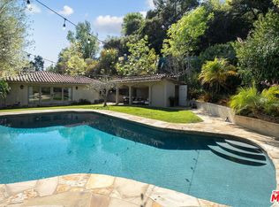 105 N Glenroy Ave, Los Angeles, CA 90049