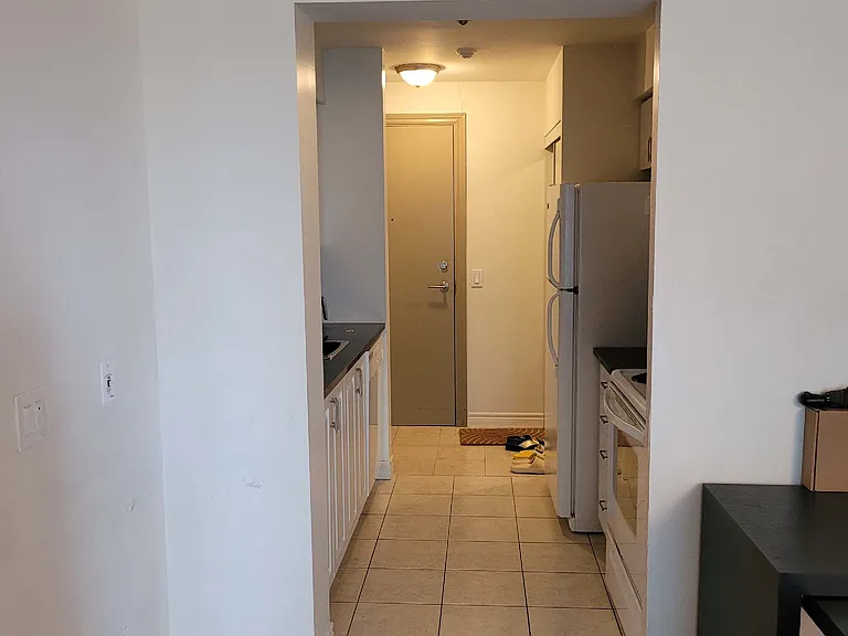 70 Town Centre Ct #1106 — Photo 5