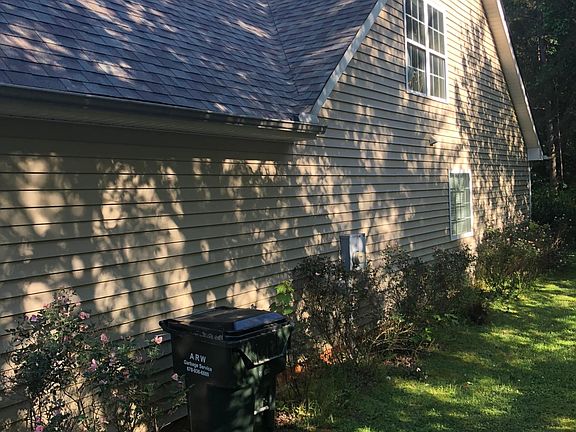 2nd image of 473 Greenwood Park Way