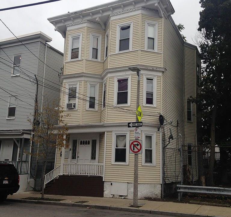 2nd image of 8 Coleman St