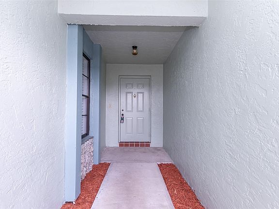 4th image of 9114 SW 20th Street #B