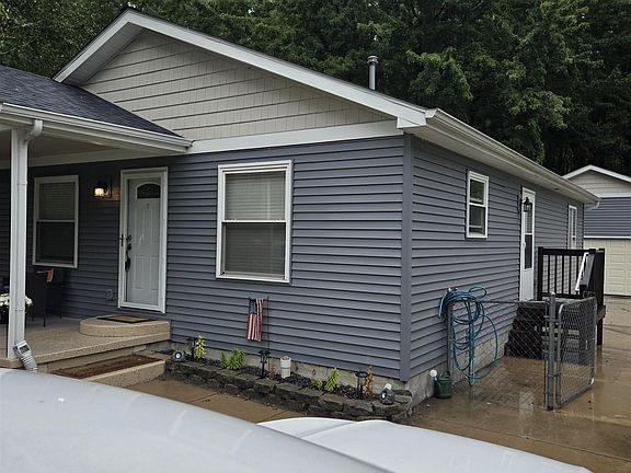 2nd image of 9407 Lakepointe Blvd