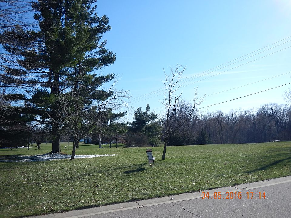 2nd image of Candace Dr