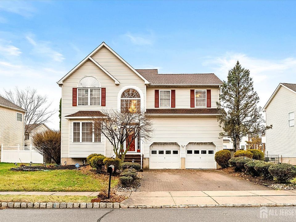 1st image of 33 Yorktown Rd