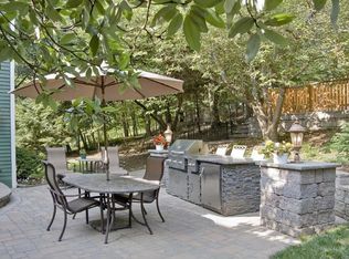 197 Casterline Rd, Denville, NJ 07834