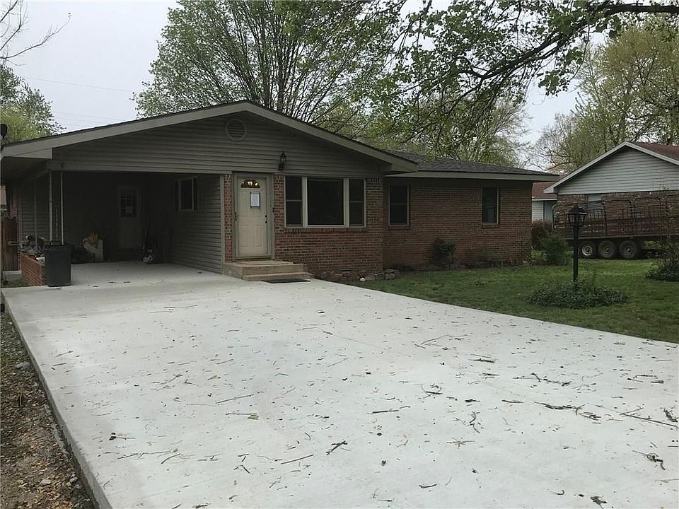 1st image of 509 4th Ave SE