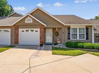 1203 Shirley Ridge Dr #1B, Saint Charles, MO 63304