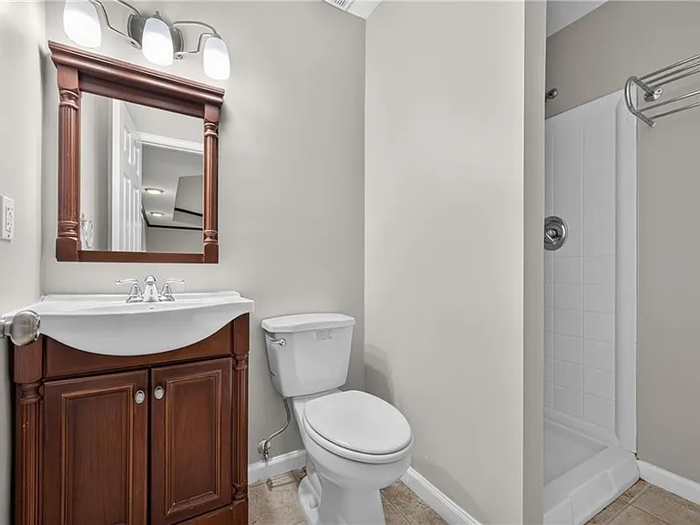 437 Waterbury Way — Photo 38