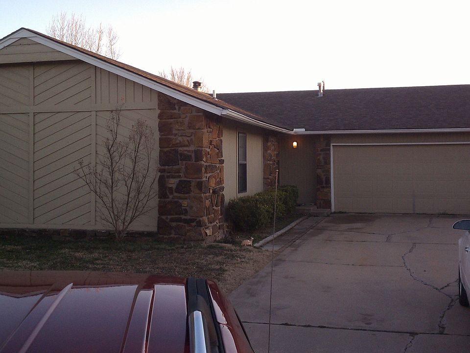 1st image of 1332 E 140th St S