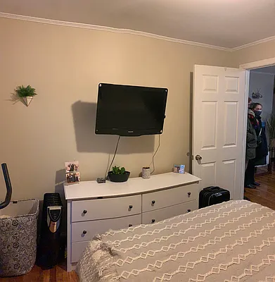 Rented by Voro New York | media 23