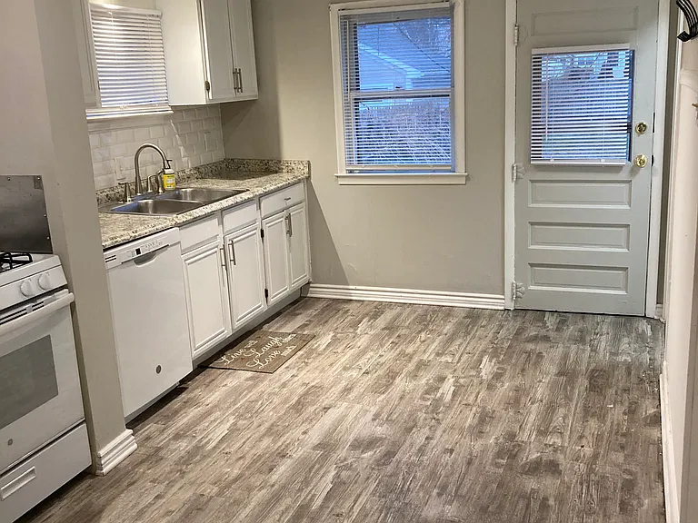 607 E Farnum Ave — Photo 11