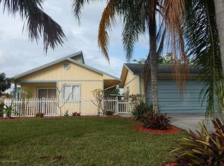 937 Beacon St NW, Palm Bay, FL 32907