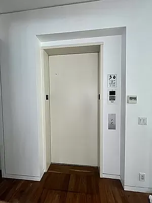 Rented by 18 REALTY | media 28