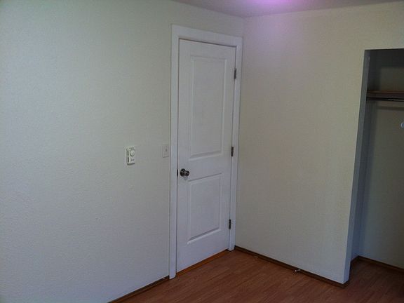 3rd image of 736 22nd St NE #736