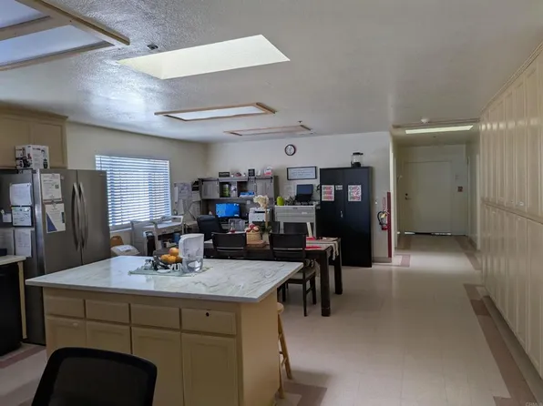 2130 E 8th St, National City, CA 91950