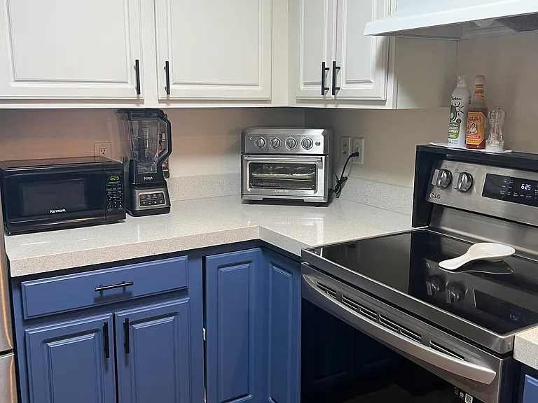 2815 Rigden Pkwy #4 — Photo 4