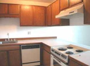28617 16th Ave S, Federal Way, WA 98003