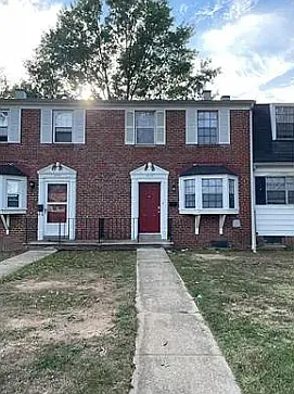 5112 Groton Rd — Photo 2