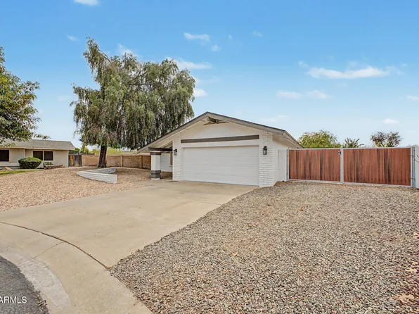 356 S Moreno Circle, Litchfield Park, AZ 85340