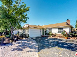 8731 Amboy Ave, Sun Valley, CA 91352
