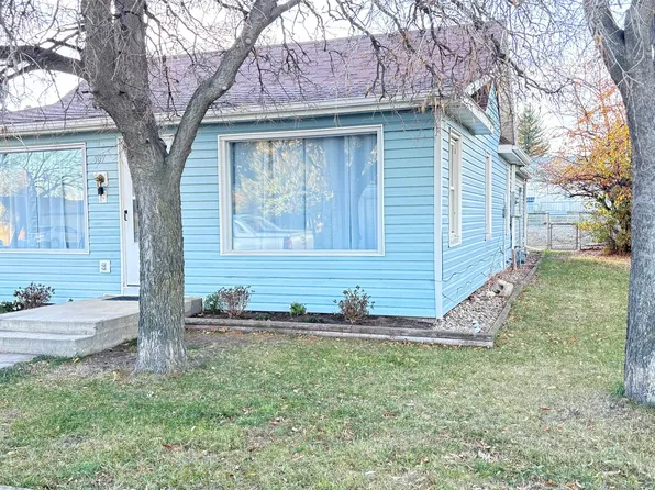 507 7th Ave S, Shelby, MT 59474