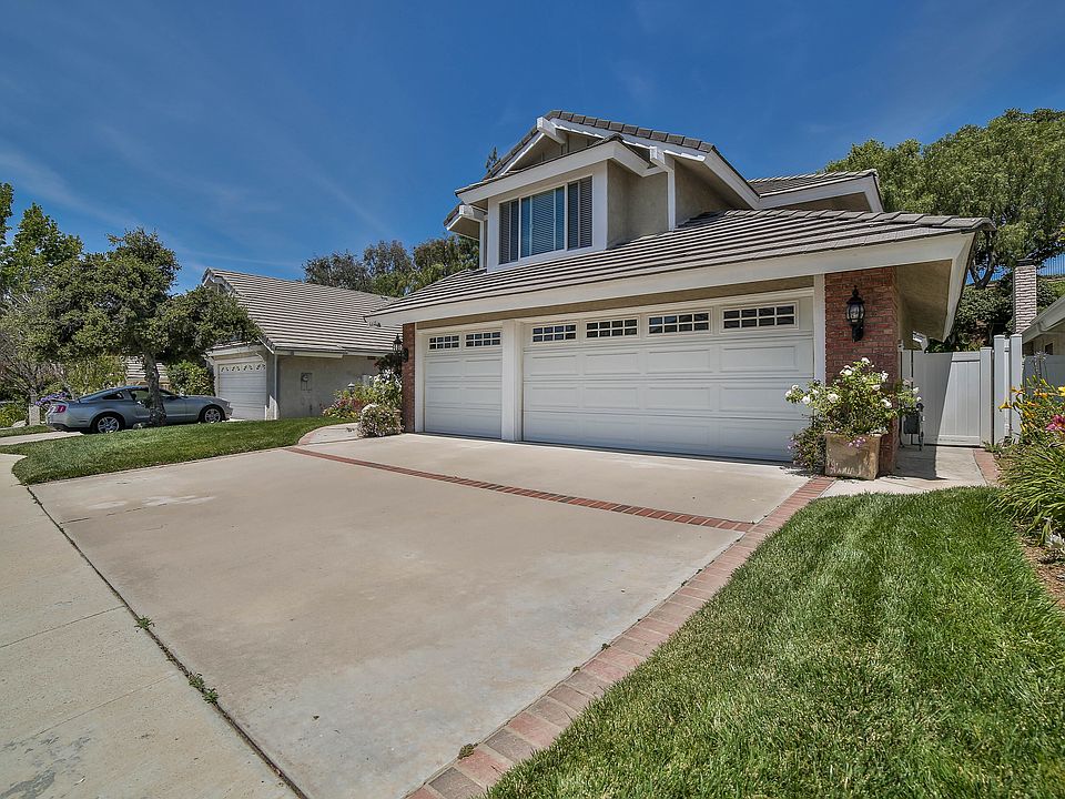 1st image of 6615 Oak Springs Dr
