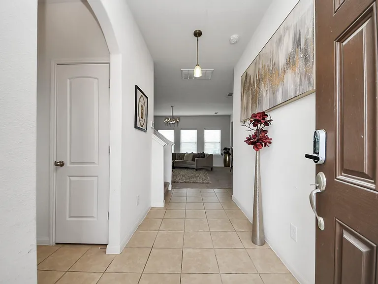 9423 Grand Spark Dr — Photo 4