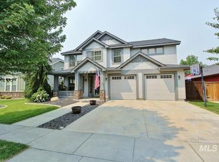 5373 N Fox Run Way, Meridian, ID 83642