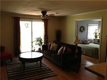5th image of 8813 Maiden Ln