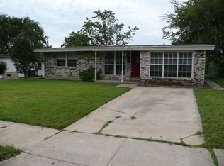 902 Piedmont Dr, Garland, TX 75040