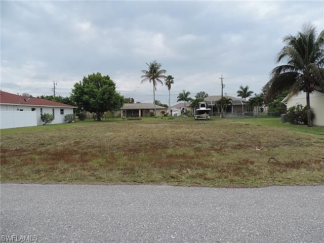 2nd image of 1814 SE 20th St