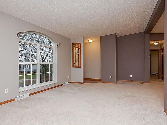 2nd image of 108 Monk Ct