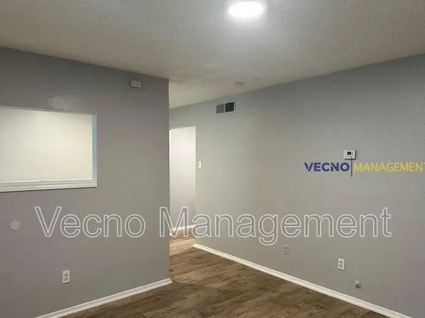 102 E Cheryl Dr #8, San Antonio, TX 78228