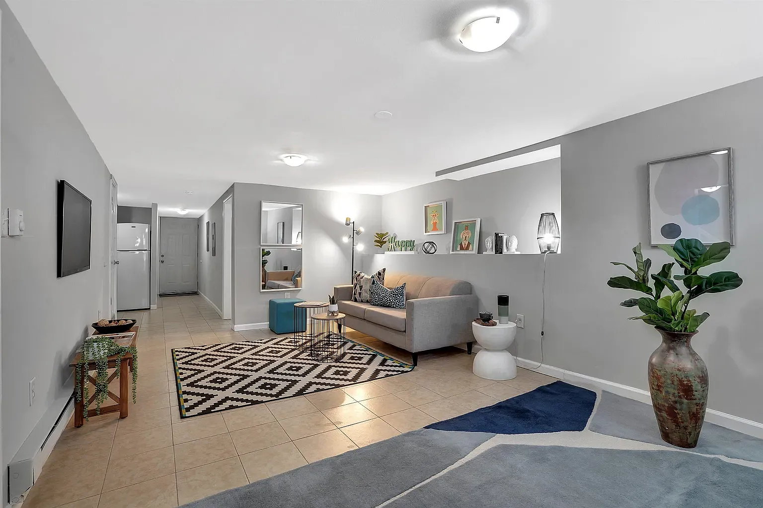 1 bed, 900 sqft, $2,000 — Photo 1