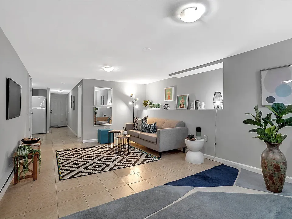 403 Liberty Ave #1