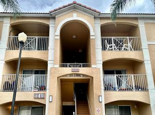 5590 NW 61st St APT 818, Coconut Creek, FL 33073